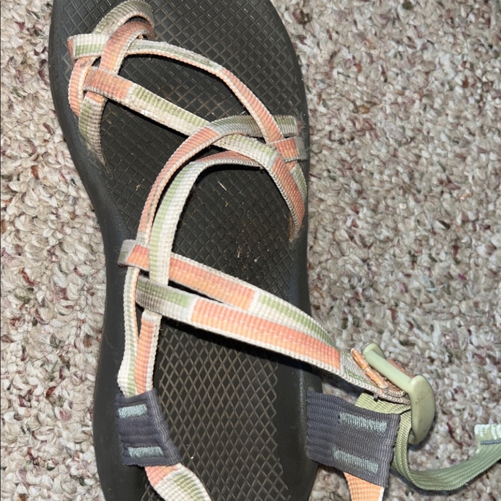 chacos size 7